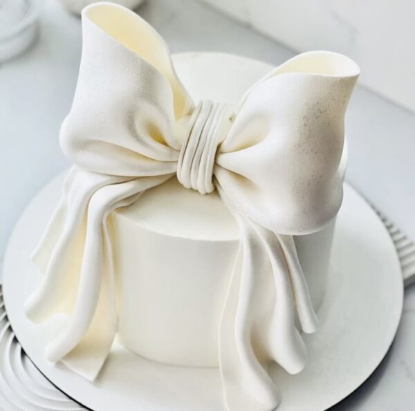 خمیر فوندانت سفید کارو ۱ کیلو‌گرم - Image 5