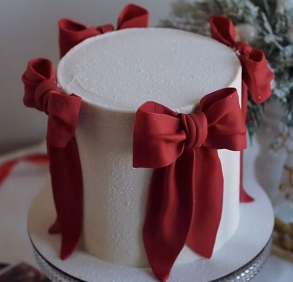 خمیر فوندانت قرمز کارو