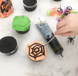 ژل طراحی مشکی اکلیلی ویلتون 