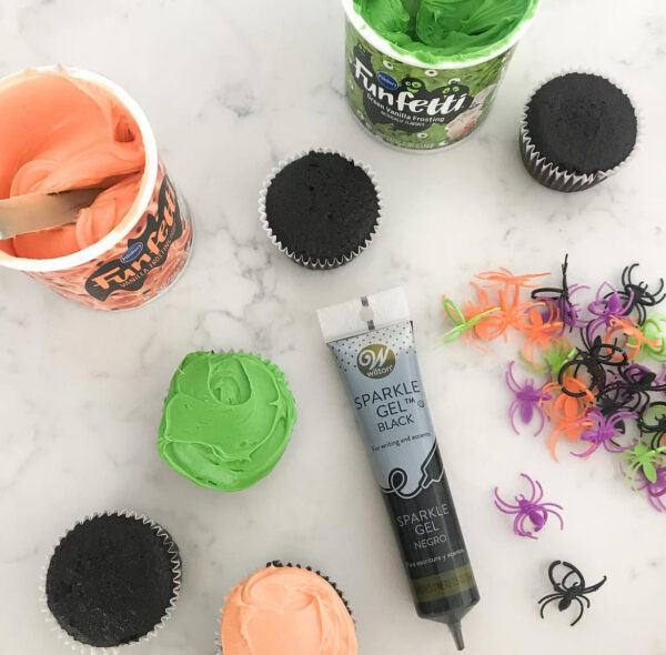 ژل خوراکی مشکی اکلیلی ویلتون (Wilton) ۹۹ گرم - Image 7