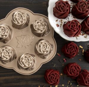 قالب کیک رز Nordic Ware