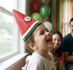 کلاه نمدی قرمز طرح هندوانه اکسسوری جذاب شب یلدا