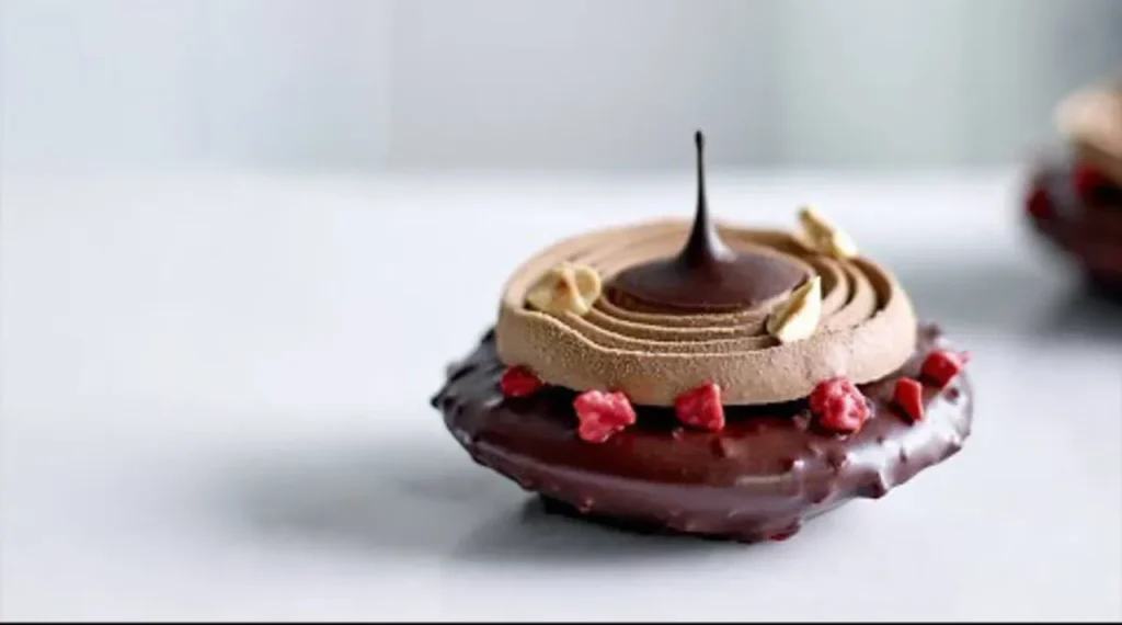 کارات دکورکرم گلنان پوراتوس کرم تزئین و فیلینگ کاکائویی آماده مصرف