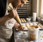 خمیر بادام زمینی گلنان پوراتوس 1 کیلویی 100 درصد خالص