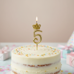شمع طلایی تاجدار عدد ۵ | شمع عددی تولد